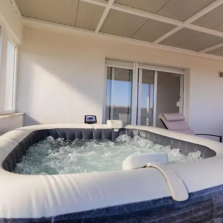 Penthouse Marin